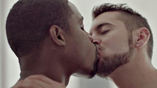 Black gay fucks white stud in tight anal hole