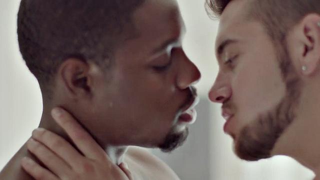 Black gay fucks white stud in tight anal hole