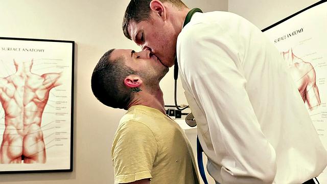 Petite patient by doctors on health check