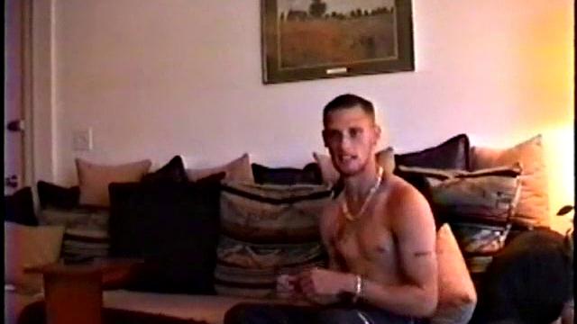 Straight Buzz Gets Slurpy Blowjob