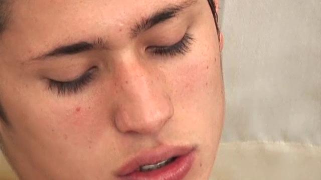 Juan Carlos and Jesid