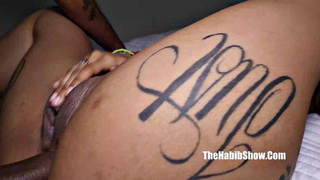 Джон Лонг разносит сочную задницу Шанель Стар жестким аналом