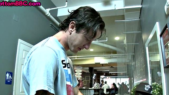 Ebony picked up amateur public fucked by white top