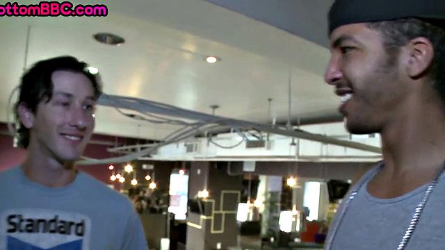 Ebony picked up amateur public fucked by white top