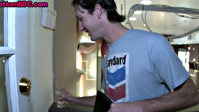 Ebony picked up amateur public fucked by white top