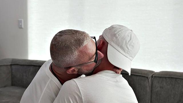 Hunky Daddy rimmed and barebacked by hunk