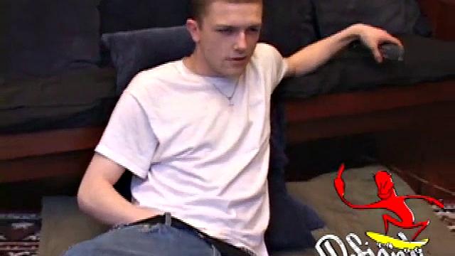 Young Axel Beats Meat