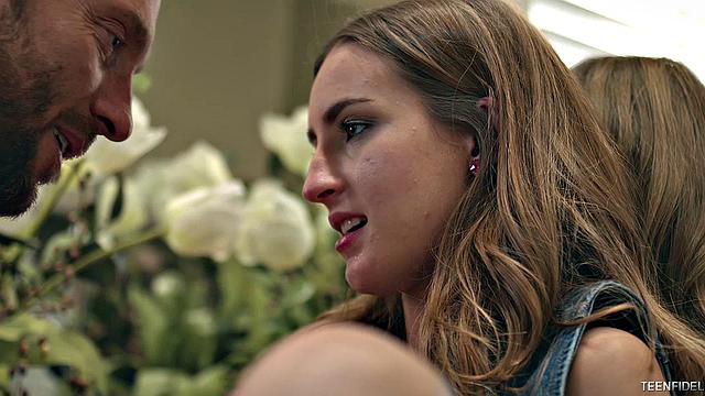 горячая южанка разносит парня и ловит мощный финиш