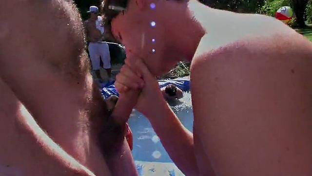 Str8 hazed stud sucks in pool for fraternity