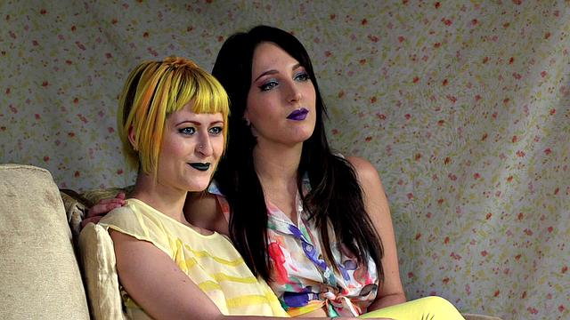 Public slut toyed outdoors by dominators in threesome