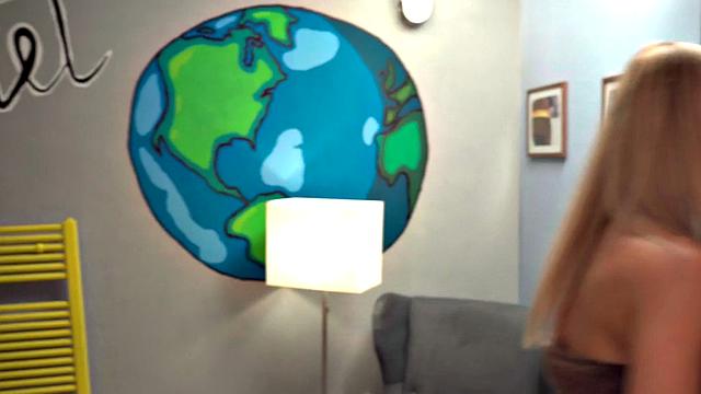 Stunning babes cockriding roommate's dick