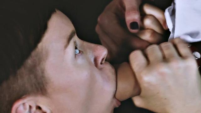 Lez babe drilling pussy with strapon in couple