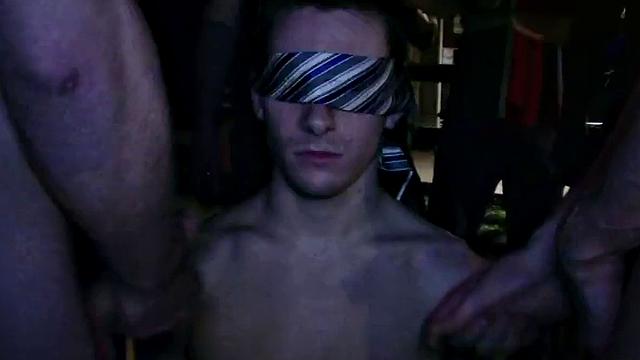 Blindfolded studs hazed in HJ 3some outdoors for frat