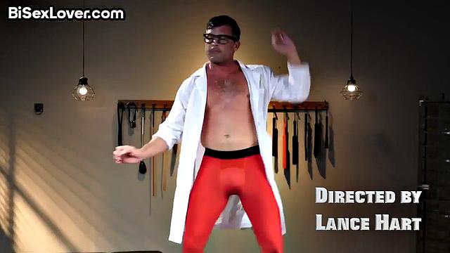 Dungeon domina in threesome