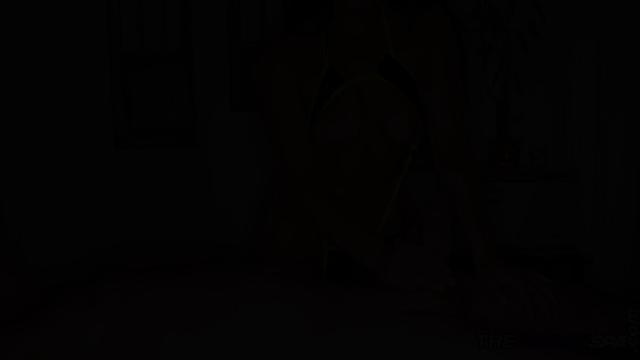 Masseuse cutie jerking off client's dick