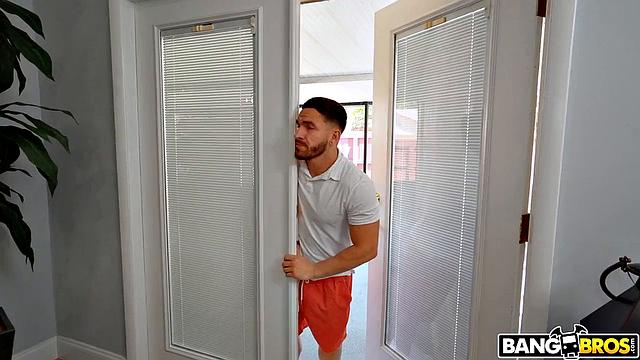 She Fucks The Pool Guy