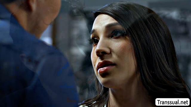 Fucking my horny boss in her office