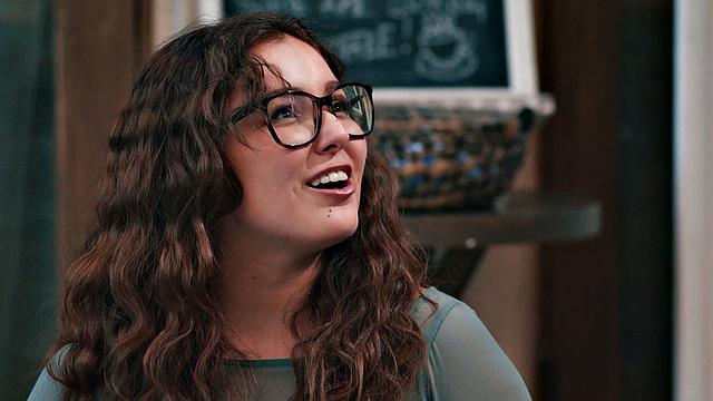 TRANSFIXED - Hot Waitress Emma Rose Rekindles With Bestie Leana Lovings During After Hour