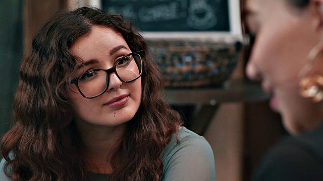 TRANSFIXED - Hot Waitress Emma Rose Rekindles With Bestie Leana Lovings During After Hour