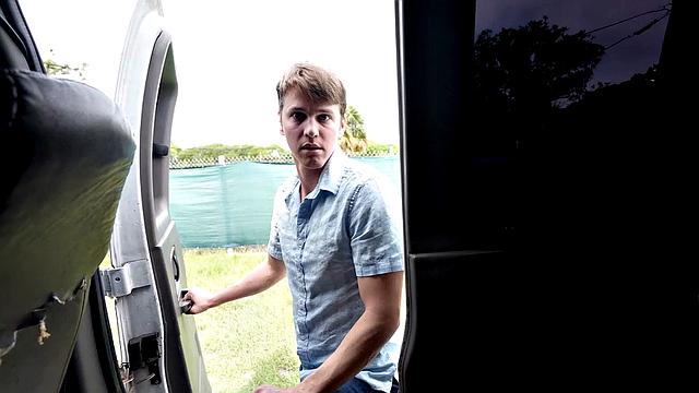 Real straight guy picked up to fuck in van till facial