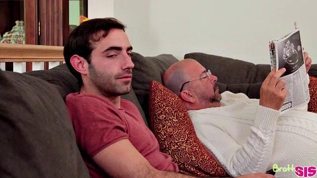 Thanksgiving Day Sex With Pilgrims And Pussies - S11:E12