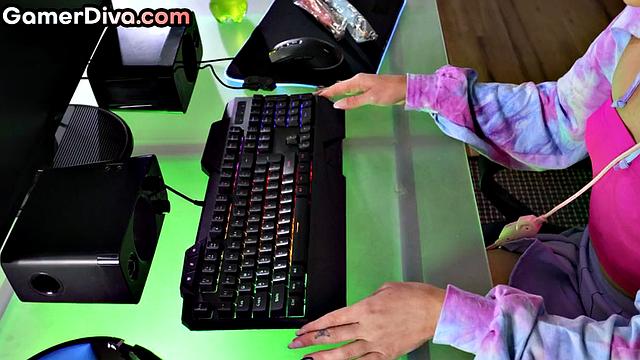 Petite blonde gamer babe fucked