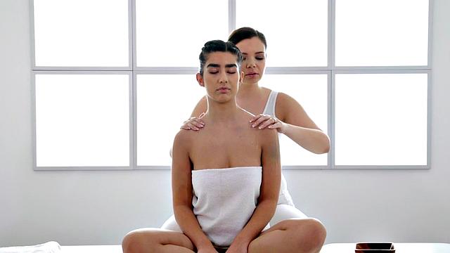 Busty WAM dyke licked by babe on erotic massage