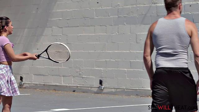 Liv Revamped изменяет мужу и страстно трахается с молодым инструктором по теннису, жадно принимает его в попку и получает спермой на лобок.