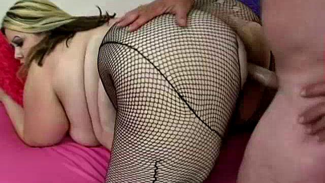 Chunky Beauty Sucking a Cock