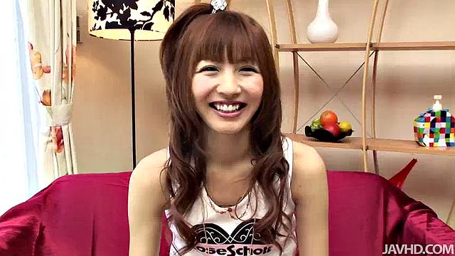 ヤルドル相崎琴音に指マンインタビュー