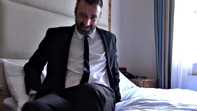 SSubSlut: Curvy Gal Takes It Up The Arse This Time