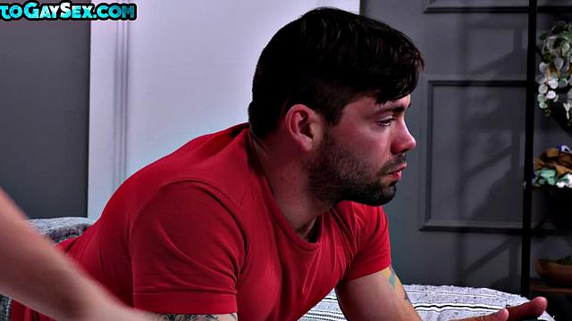 Bareback loving stud fucked in 3way after 69 till cumshot