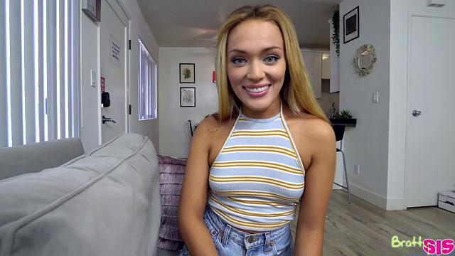 Follow Step Sis For Sexy Pics - S16:E4