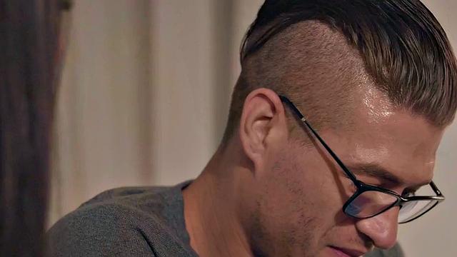 Pierced MILF enjoys fucking hardcore in wet pussy hole