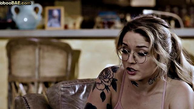 Inked 21yo babe bounces on lover's cock