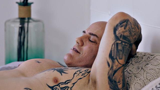 Passionate babe in boots got pounded after sucking