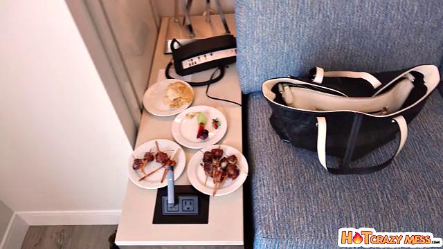 Crashing Pad - S5:E3