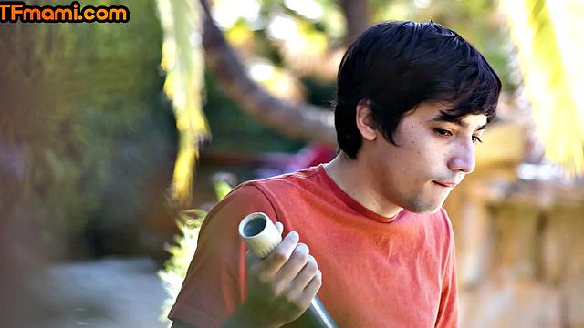 Bigass stepmom pounded by her short stepson