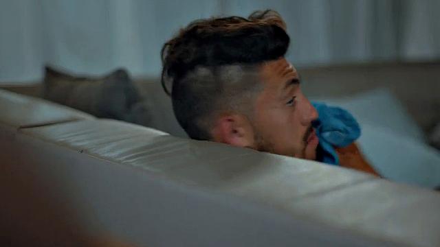 Black jock barebacking muscular BF in his analhole