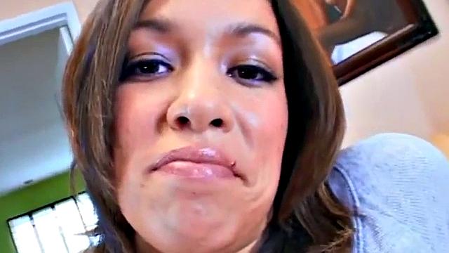 Kinky teen babe gets down and dirty with her old man in multiple positions