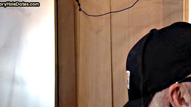 Mature cocksucker gloryhole fucked in homemade closeup