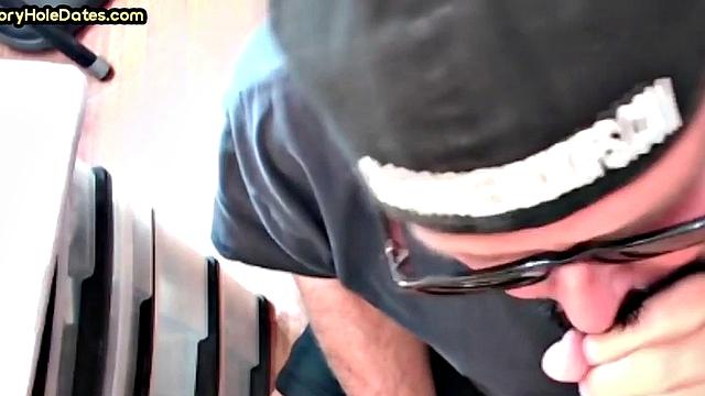 Mature cocksucker gloryhole fucked in homemade closeup