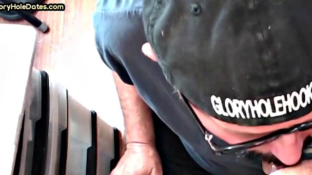 Mature cocksucker gloryhole fucked in homemade closeup
