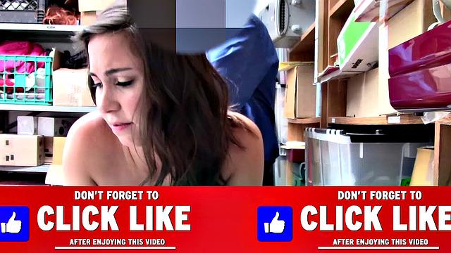 Geneva King попалась на краже и отсосала охраннику, чтобы выйти сухой из воды