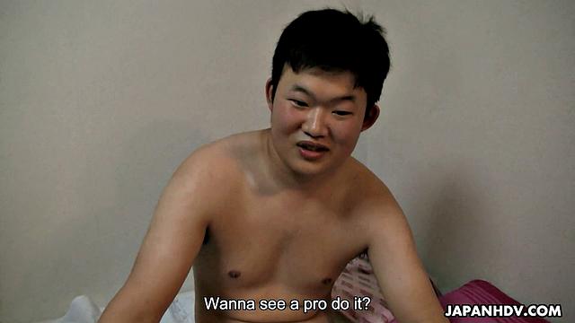 Maki Hojo fucked in front of novice guy