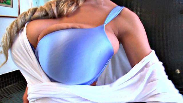 Venera's Wet Tee and Pussy Show