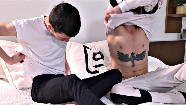 Inked Latino breeds twink in missionary after getting sucked off