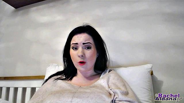 Rachel Aldana - Webcam