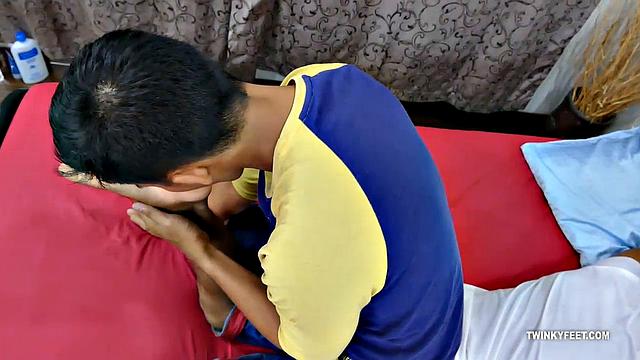 Kinky Twinks Marcon and Rizal