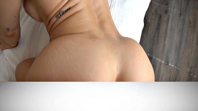 Unclasp Stepmom Cooch